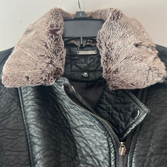 J-2 Faux leather jacket Size Medium - Picture 3 of 5